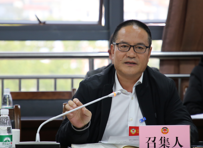 尹银胜委员建议：持续巩固民族团结进步示范区创建成果