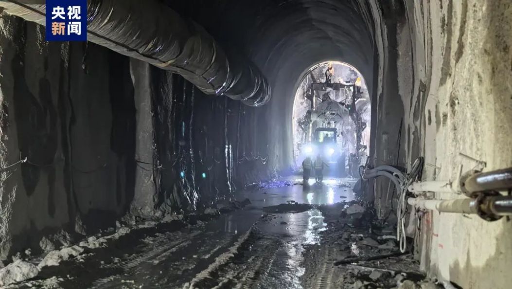 大瑞铁路高黎贡山隧道有新进展！
