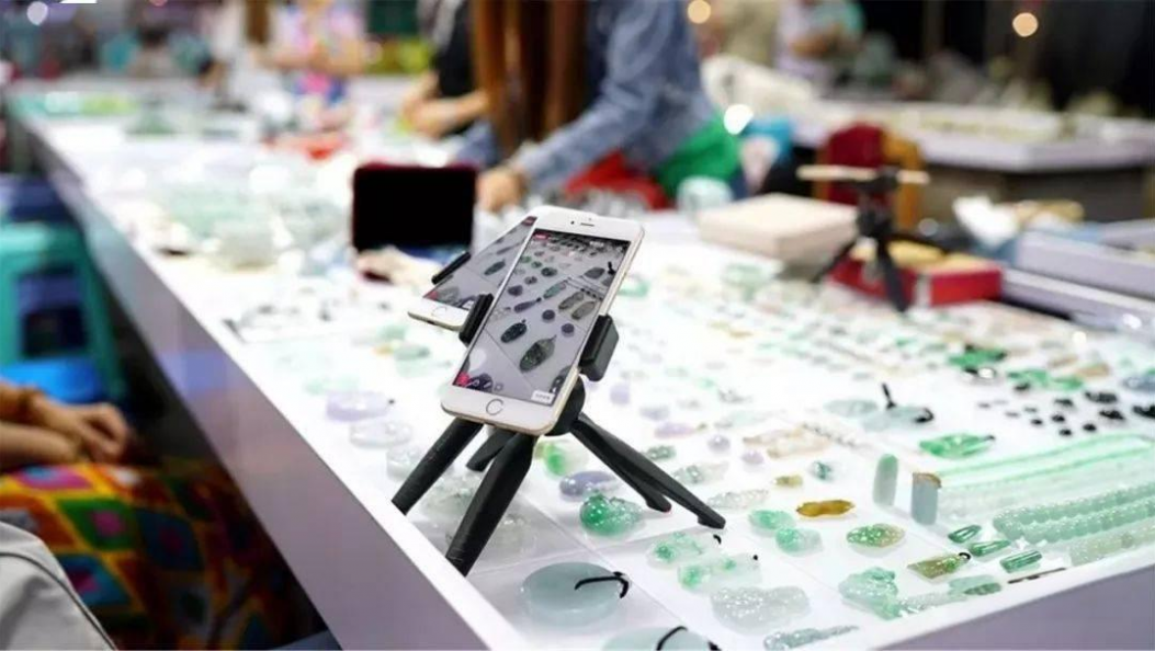 德宏州商务局关于翡翠玉石直播的消费警示