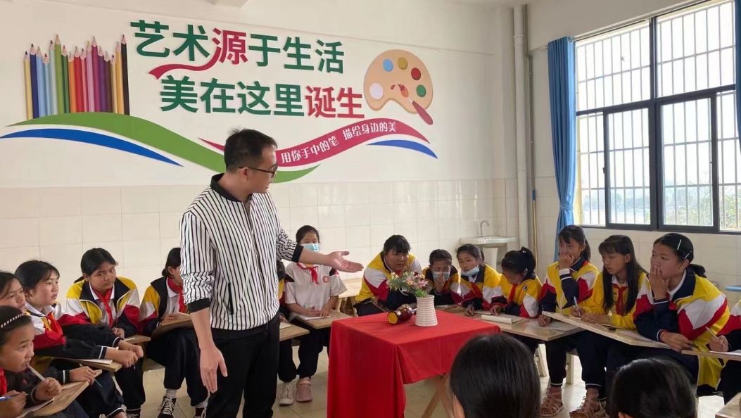 【智汇德宏 英才兴边】宁斌：播种一颗美的种子