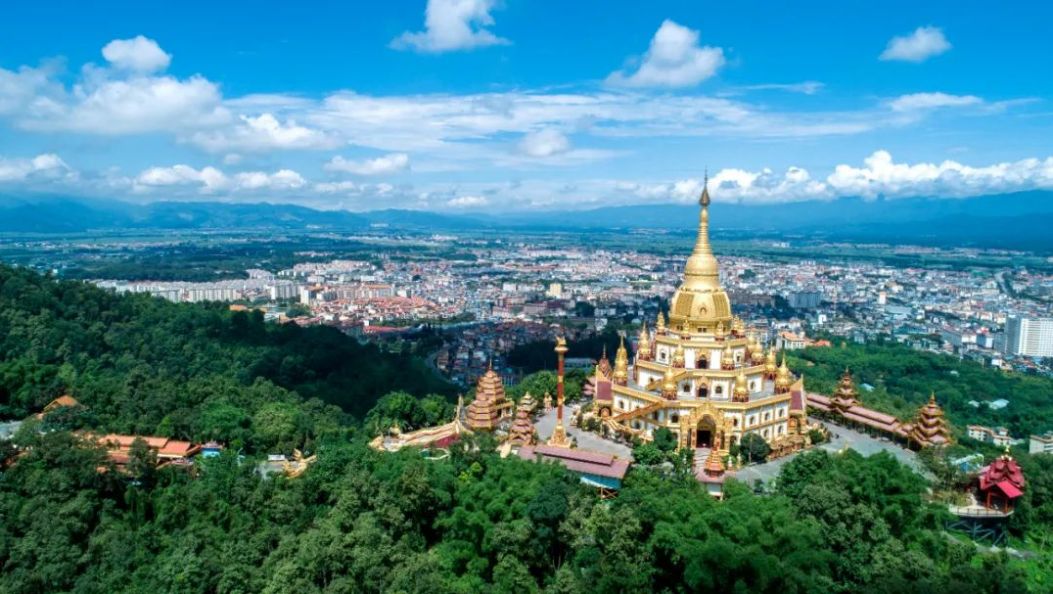 春节，你一定要来趟德宏