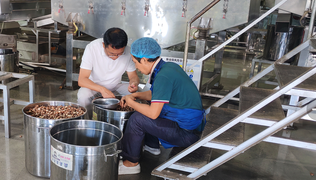 委员面对面 | 胡峰委员：立足本职工作 助力乡村振兴