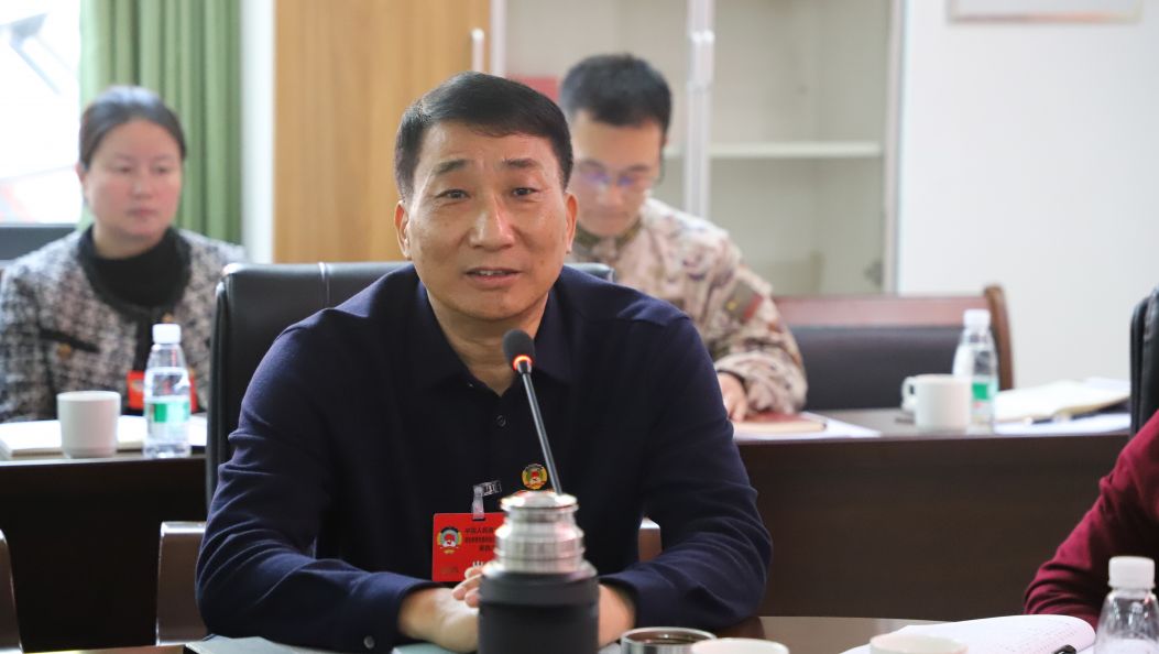 聚焦州两会 | 赵德顺委员建议：在高速公路出入口设立“文明德宏志愿服务窗口”