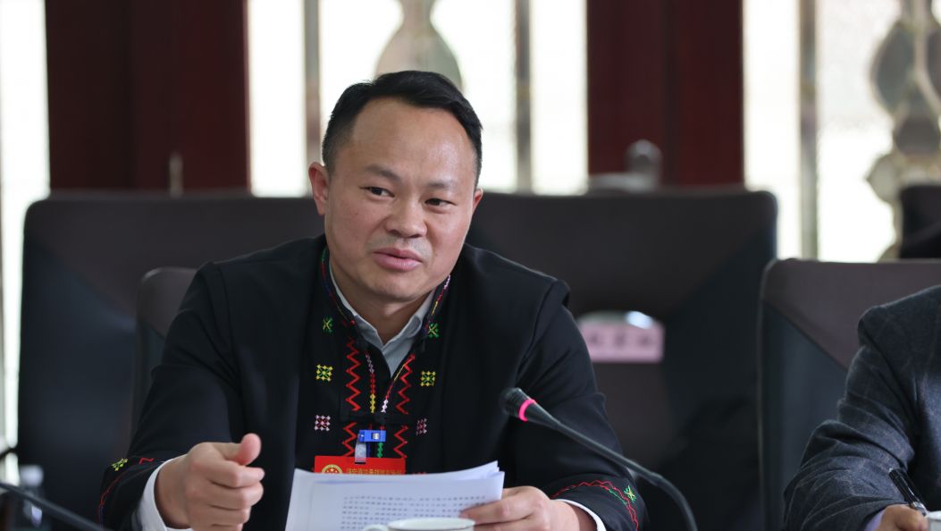 聚焦州两会 I 徐烈宏代表建议：多方合力共同守护学生心理健康