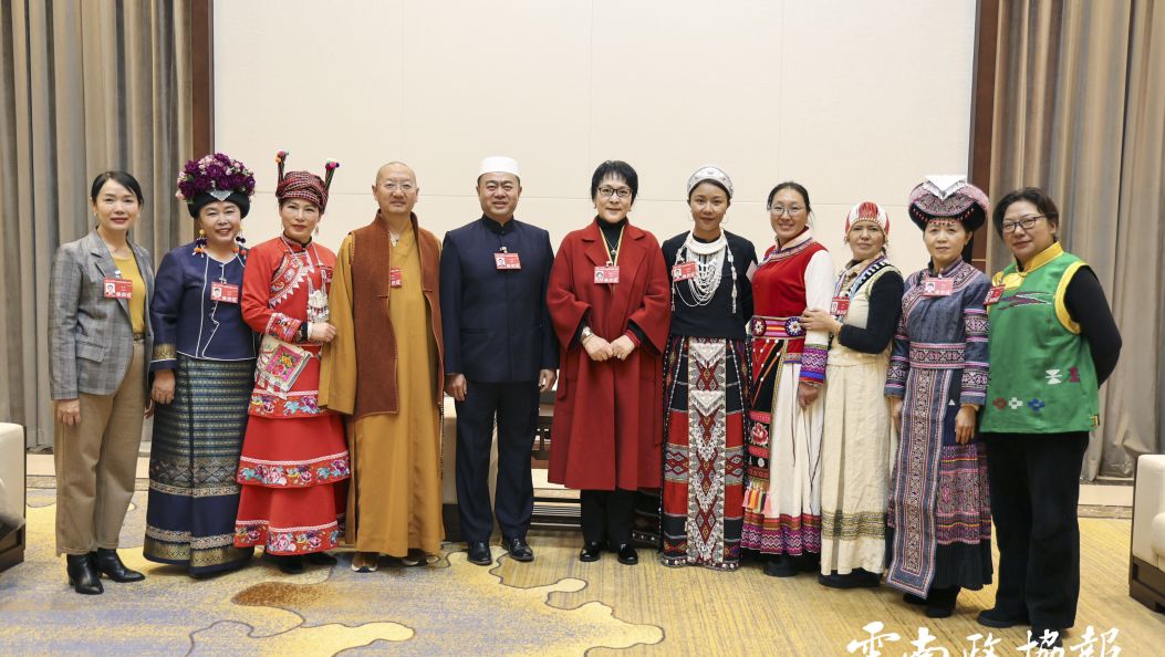 【聚焦全国两会】肩负使命赴盛会  凝心聚力促发展  住滇全国政协委员启程赴京出席全国政协十四届三次会议