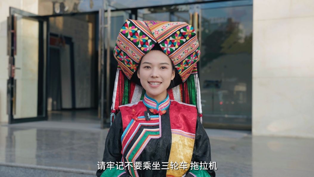 吃杀猪饭，三轮车可不兴载人呐