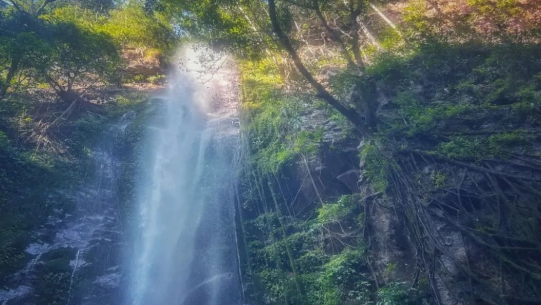 瑞丽，时光慢调的理想旅居之选