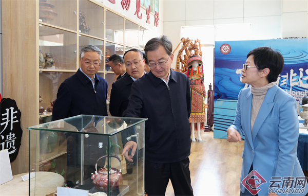 王宁在省文化和旅游厅宣讲习近平总书记考察云南重要讲话精神，研究贯彻落实工作 走好持续健康的文旅发展之路