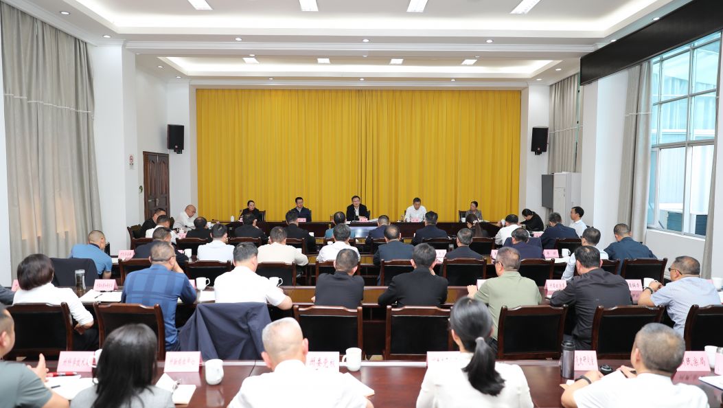 ​我州开展深入贯彻中央八项规定精神学习教育专题学习