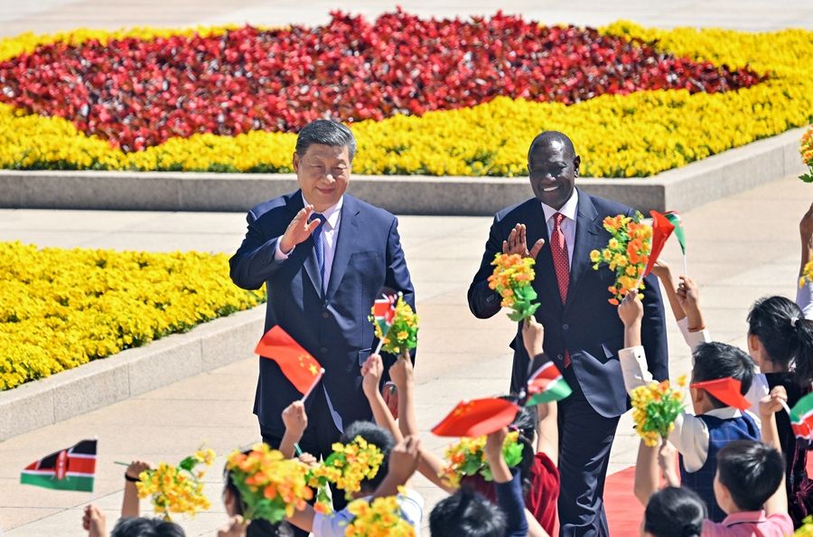 习近平同肯尼亚总统鲁托会谈