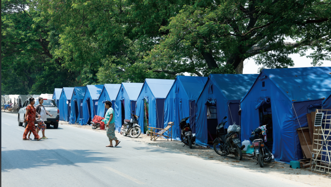 ]]သူတို့က ကျွန်တော်တို့ရဲ့ဘဝကို ပိုပြီးစိတ်ချလုံခြုံစေတယ်}} ——တရုတ်နိုင်ငံကူးစက်ရောဂါ ကာကွယ်ရေးအဖွဲ့က မြန်မာနိုင်ငံ ငလျင်အလွန် ကျန်းမာရေးဆိုင်ရာ ကူးစက်ရောဂါ ကာကွယ်ရေးစွမ်းရည် ကူညီမြှင့်တင်ပေး