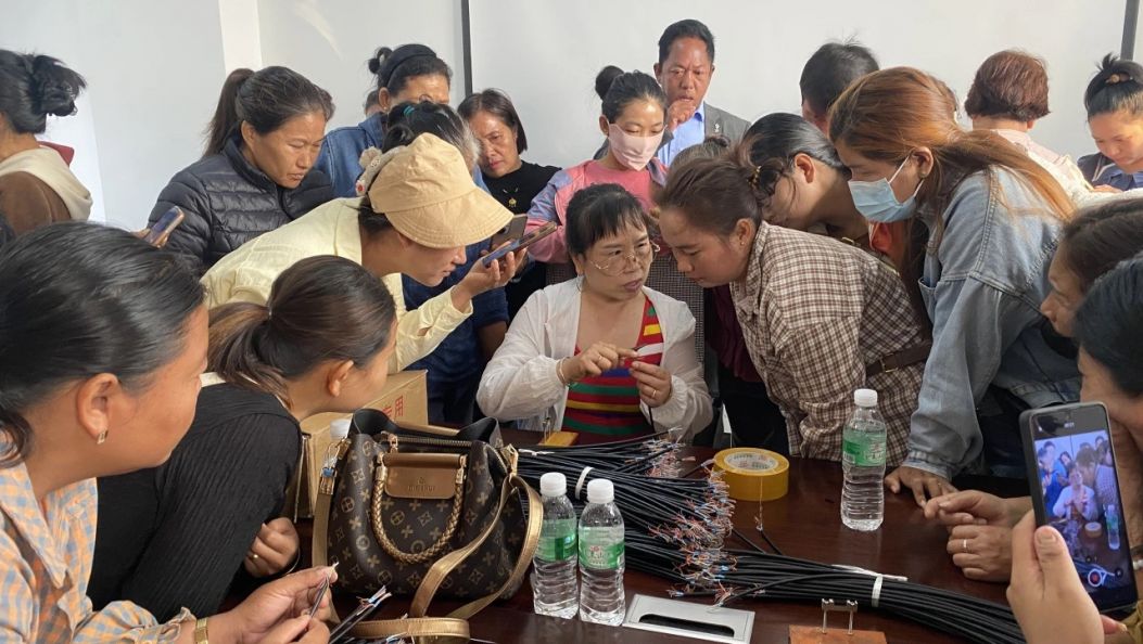 作风建设赋能 家门口就业惠民