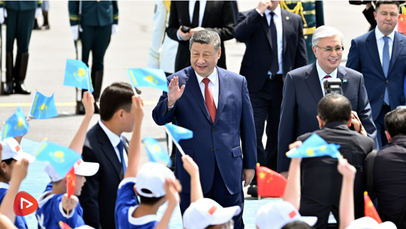 习近平抵达阿斯塔纳出席第二届中国—中亚峰会