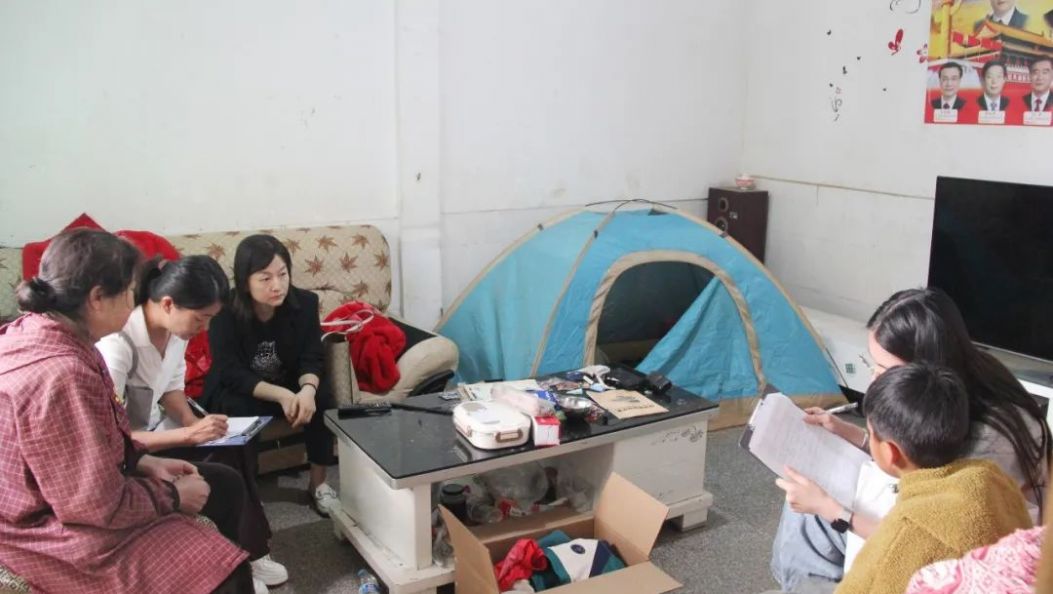 “温暖玉溪·益路童行”未成年人关爱服务项目走进峨山