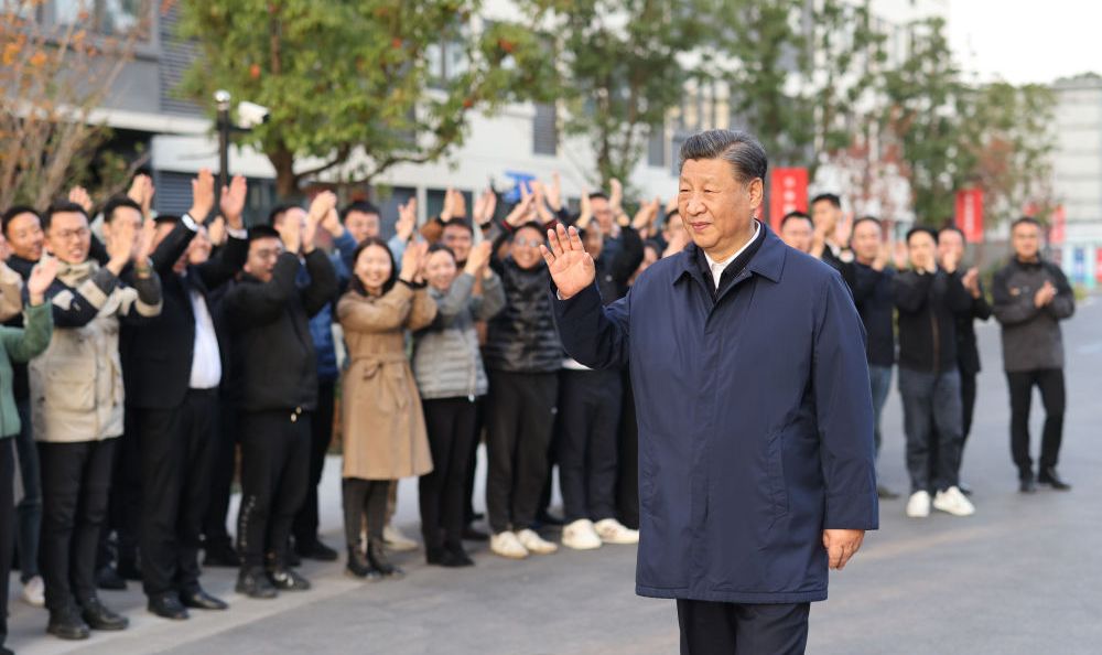 人民领袖｜一城锦“绣”为人民