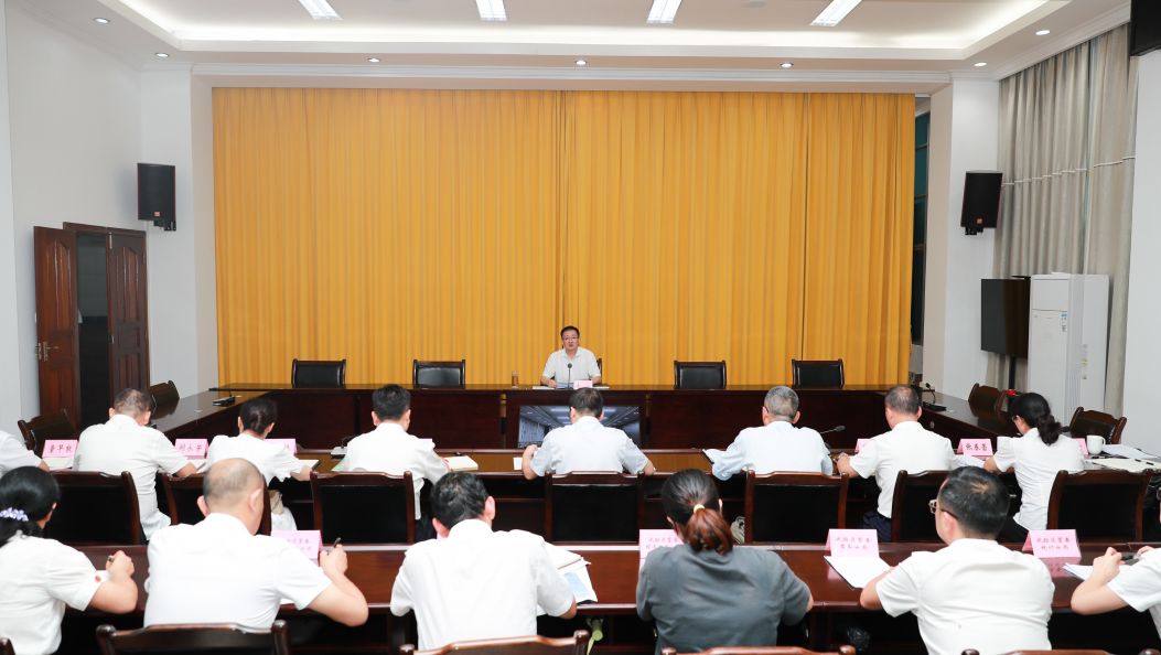 瑞丽国家重点开发开放试验区工管委（扩大）会议强调：大胆先行先试  勇于改革创新 以“实干德宏”推动试验区高质量发展  姜山主持并讲话