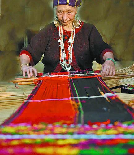 瞎子与聋子的偷鸡故事 Myidi hte na-hpang yan a u lagu