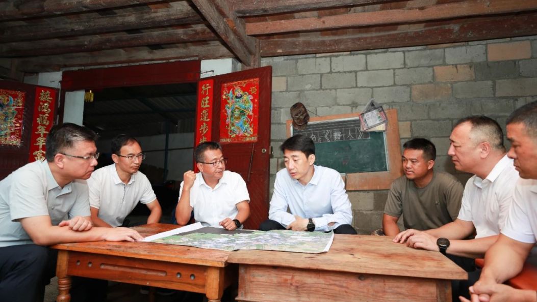 王云霏在梁河县调研时强调：树牢以人民为中心的发展理念 以务实举措优良作风在推进高质量发展中展现更大作为