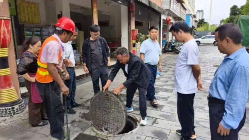 溯源寻 “污”！盈江县清单化排查污染源护航生态宜居城市建设