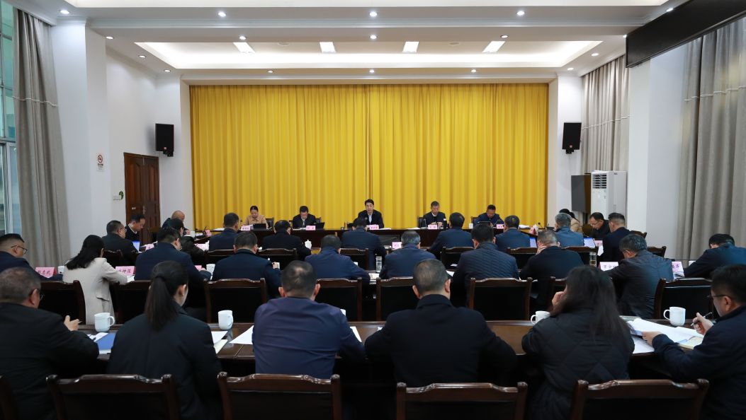 州委常委会召开扩大会议  认真传达学习中央经济工作会议精神  王云霏主持