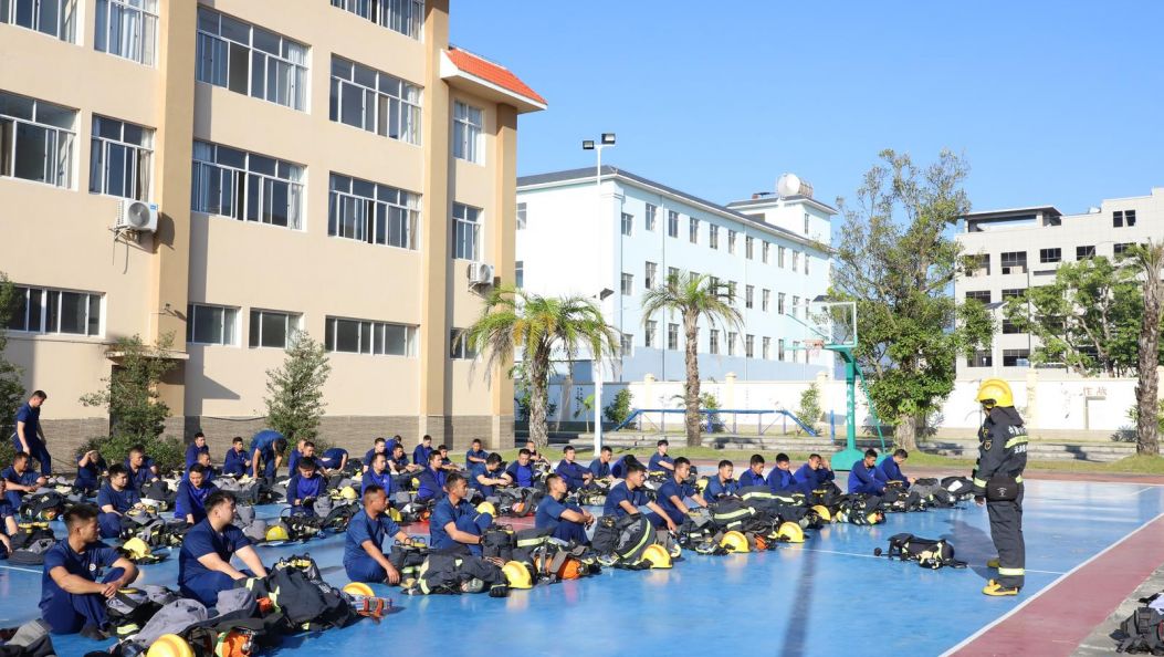 瑞丽市红十字会开展专业急救技能集中培训