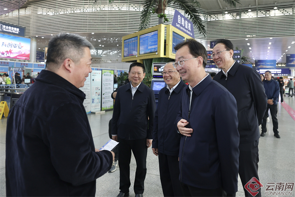 王宁在西双版纳州调研文旅发展时强调：认真总结提升假日旅游工作 加快推进全省旅游转型升级