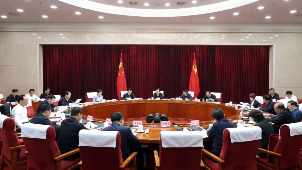 省委常委会召开会议 认真学习贯彻习近平党建思想和习近平总书记重要讲话重要指示精神 研究河湖长制、“两优一先”表彰等工作 王宁主持