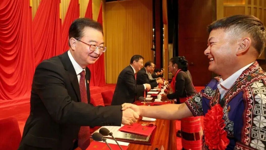 云南省委书记：牢记嘱托，在践行根本宗旨中办好民生实事