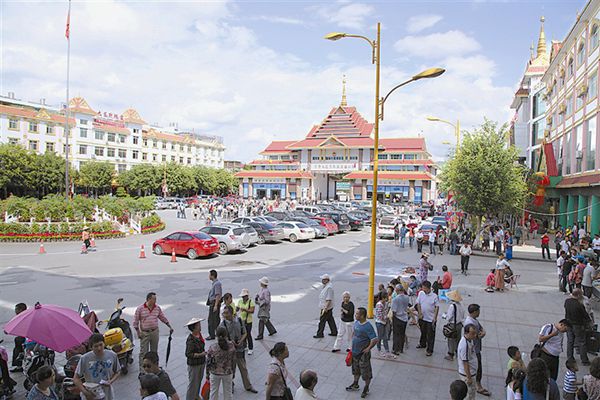 瑞丽试验区个人本外币特许业务首破亿元