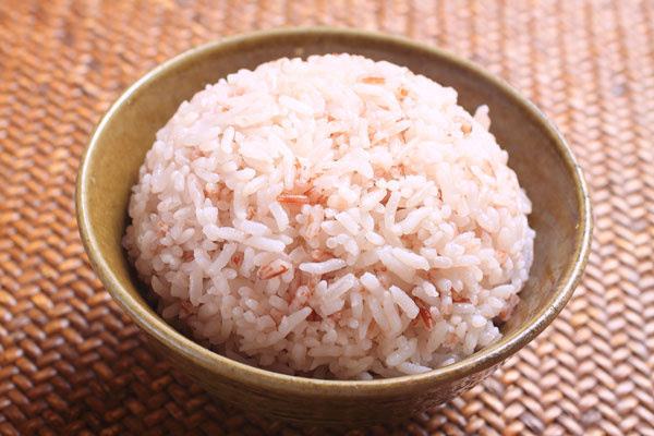 谁说煮饭不泡米 营养全浪费？