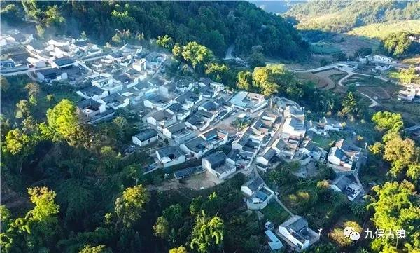 “颜值”与“气质”并存，这个阿昌村寨怎么做到的？