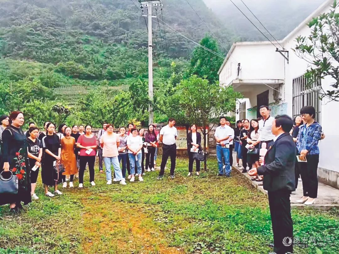 【云南出席党的二十大代表风采】王荣：群众眼里的“大管家”