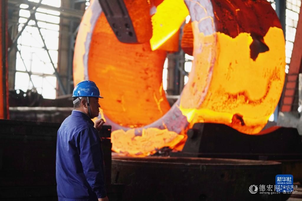 【二十大代表风采】刘伯鸣：打铁人，更是“铁打的”人