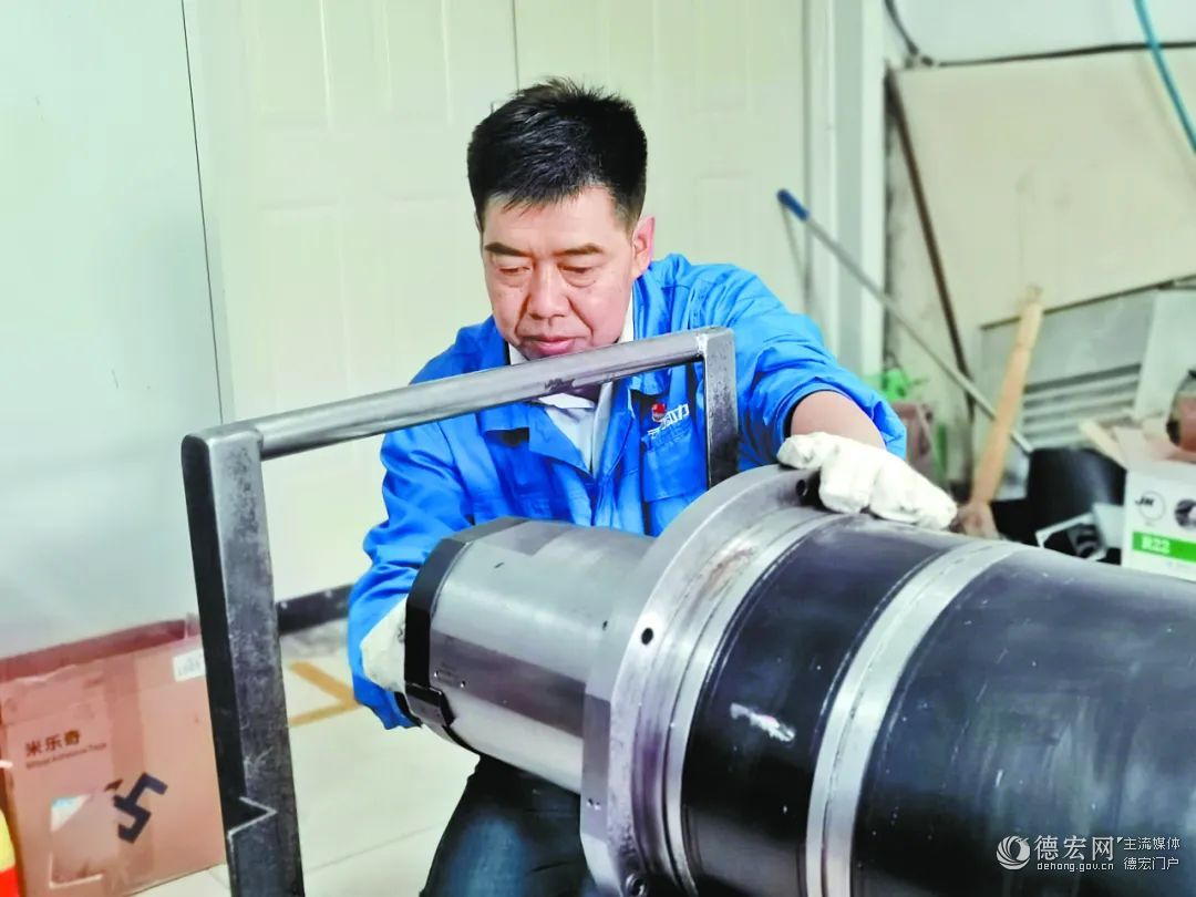 【云南出席党的二十大代表风采】秦选：匠心筑梦 技能报国