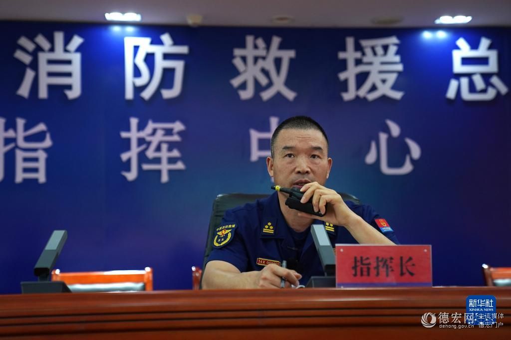 【二十大代表风采】李胜利：赴汤蹈火为群众