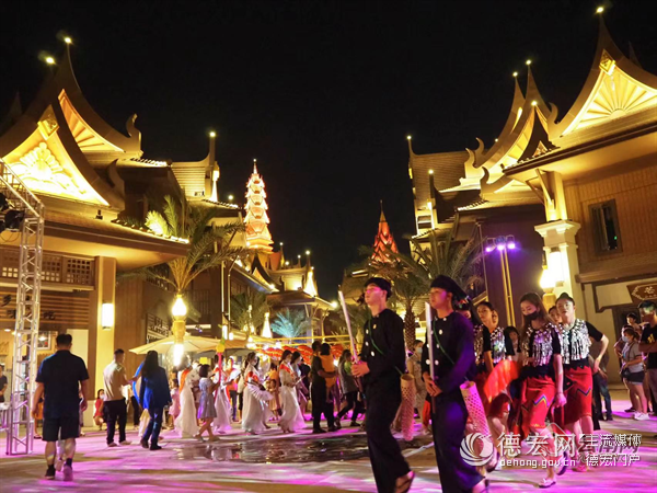 德宏民族团结月40年 | 芒市：打好“旅游+民族团结”牌 铸牢中华民族共同体意识的主阵地