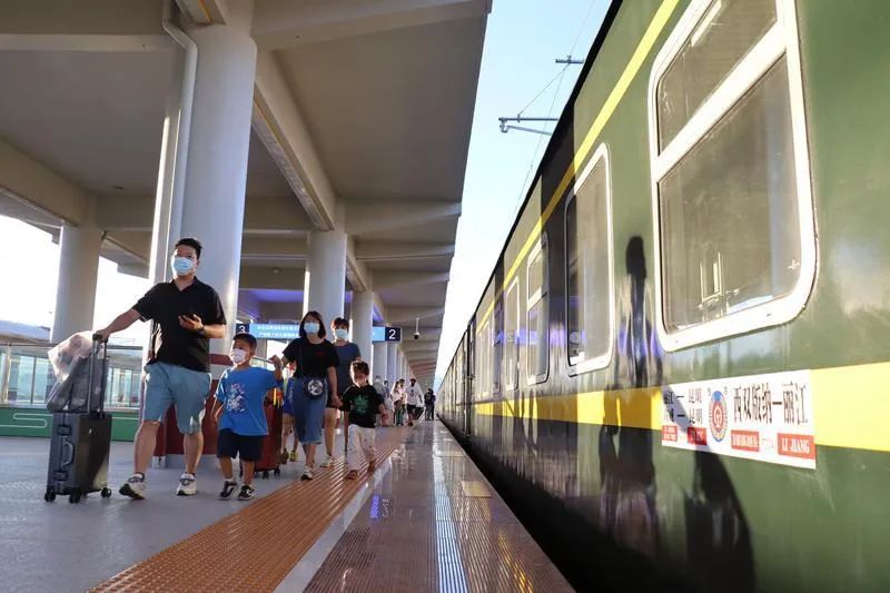 云报观察丨中老铁路这一年