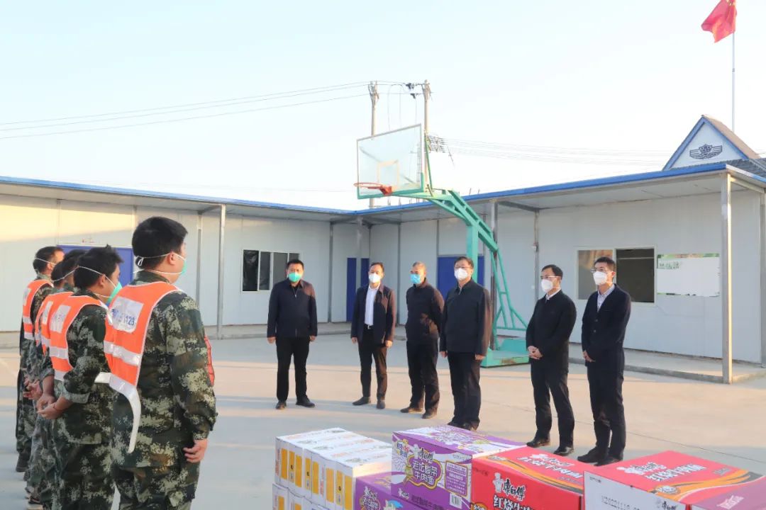 州委州政府在瑞丽开展春节走访慰问