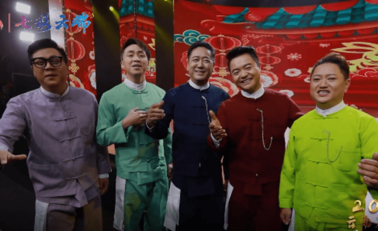 【大权探班云南春晚】勐巴娜西乐团在线推荐家乡美食！