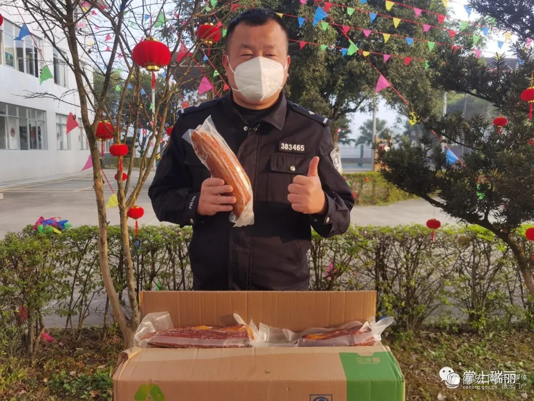 【我们的节日·春节】瑞丽：移民管理警察的“年味儿”