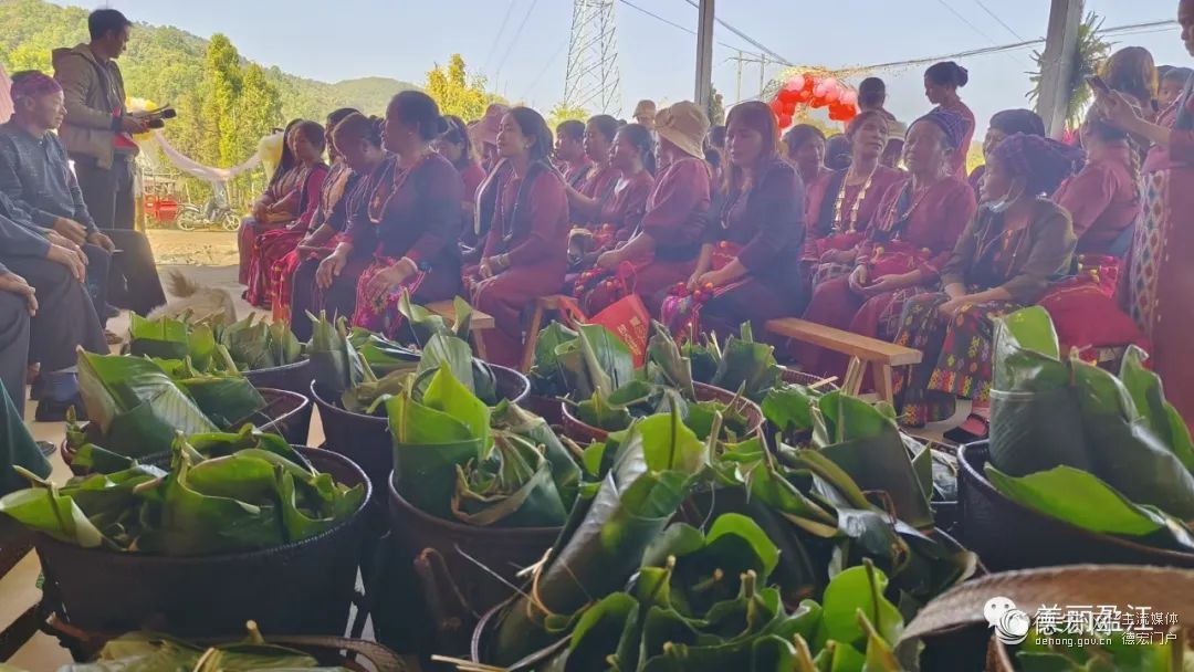 【网络中国节·春节】卡场镇草坝村拱劳小组春节忙