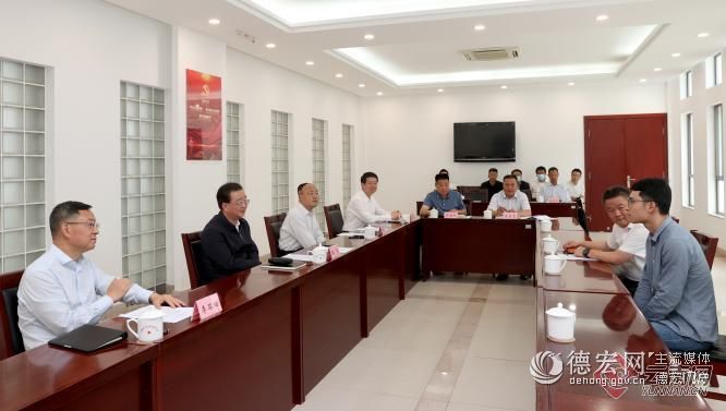王宁在接待来访群众时强调：在主题教育中认真践行“浦江经验” 切实解决好群众急难愁盼问题