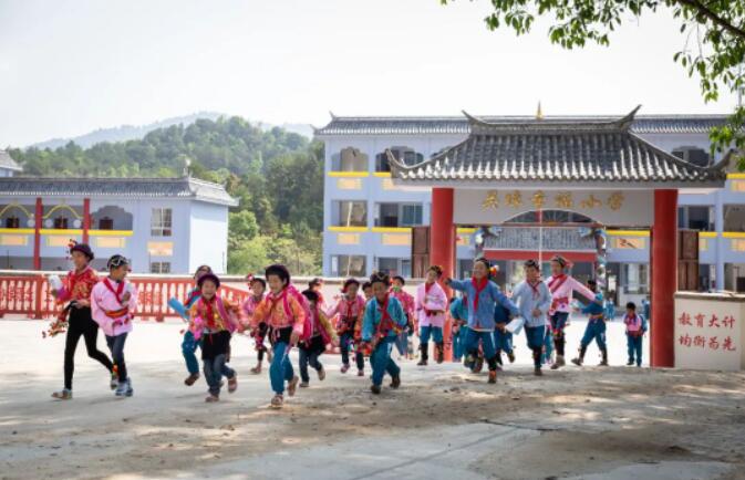 德宏走出边疆民族地区教育高质量发展之路